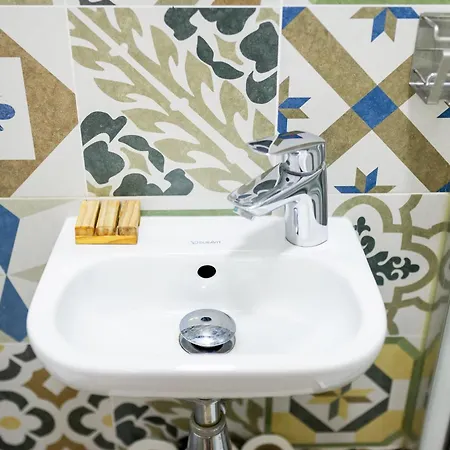 Casa Flor Del Naranjo 格拉纳达